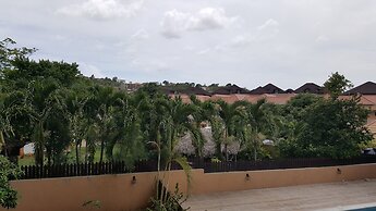 Executive Suites - Palms of Ottawa