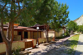 Eraclea Minoa Village