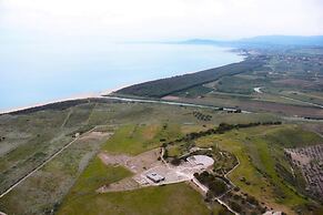 Eraclea Minoa Village