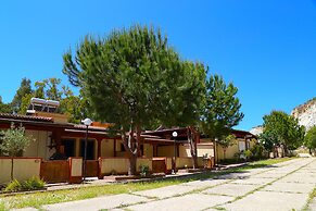 Eraclea Minoa Village