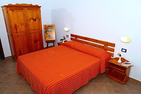 Eraclea Minoa Village