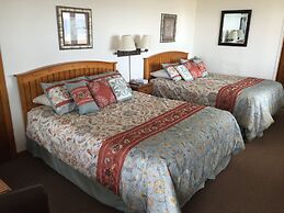 The Sandpiper Beachfront Motel