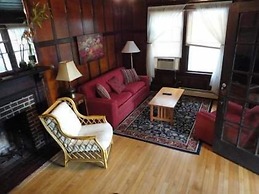 The Sandpiper Beachfront Motel