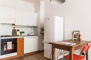 Home At Hotel - Naviglio Pavese