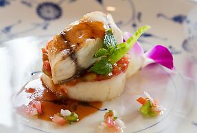 Emperor Cruises Legacy Halong