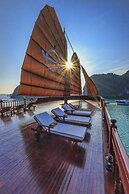 Emperor Cruises Legacy Halong