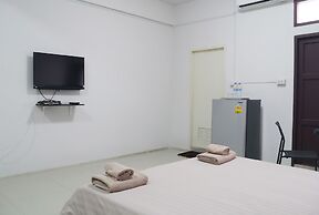 Baan Mai Guest House