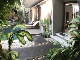 Kubu Munggu Homestay