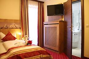 Hotel Alpina Ros Demming