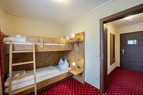 Hotel Alpina Ros Demming