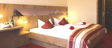 Hotel Alpina Ros Demming