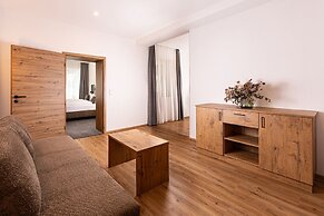 Hotel Alpina Ros Demming