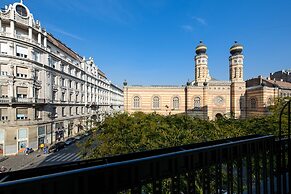 Karoly Corner Residences