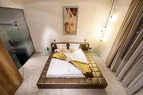 Karoly Corner Residences