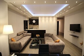 Maxela Apartments