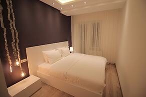 Maxela Apartments