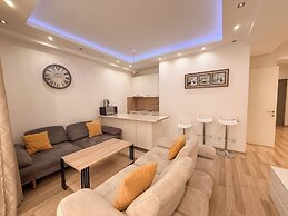 Maxela Apartments