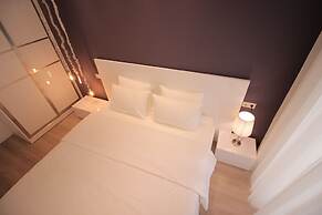 Maxela Apartments