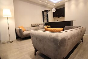 Maxela Apartments