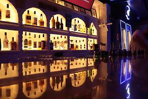 Taner Otel