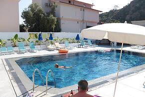 Taner Otel