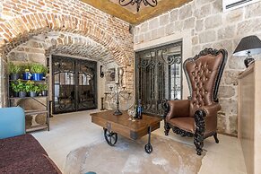 Heritage Palace Varos - MAG Quaint & Elegant Boutique Hotels