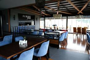 Turk Inn Ferro Hotel