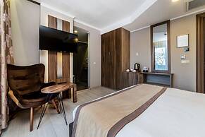 Turk Inn Ferro Hotel