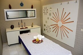 Turk Inn Ferro Hotel