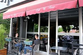 Turk Inn Ferro Hotel