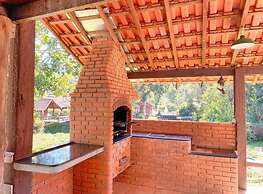 Pousada Chalés do Lago