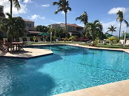 Dickenson Bay Oasis Antigua Village