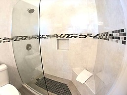 Dickenson Bay Oasis Antigua Village