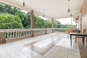 RedDoorz near Kebun Raya Bogor