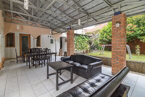 RedDoorz near Kebun Raya Bogor