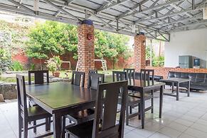 RedDoorz near Kebun Raya Bogor