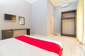 RedDoorz near Kebun Raya Bogor