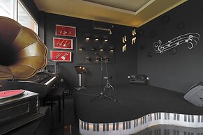 RedDoorz near Exit Toll Bogor