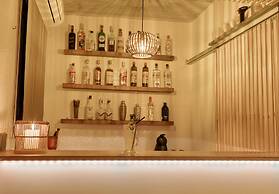 Undarius Hotel - Clothing Optional Hotel Exclusively for Gay Men