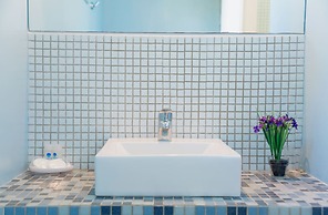 Undarius Hotel - Clothing Optional Hotel Exclusively for Gay Men