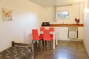 Undarius Hotel - Clothing Optional Hotel Exclusively for Gay Men