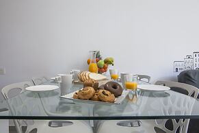 BBarcelona Gaudi Flats