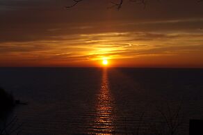 Lakeview on the Lake