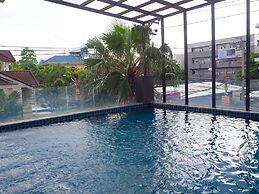 Max Pavillage Bangkok