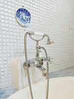 Gold Stone Crescent Moon Light