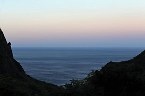 Gold Stone Crescent Moon Light