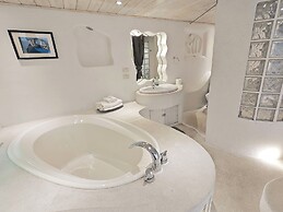 Gold Stone Crescent Moon Light