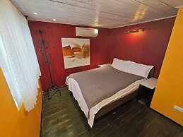 Gold Stone Crescent Moon Light