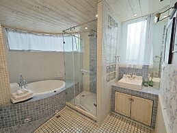 Gold Stone Crescent Moon Light