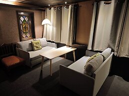 Gold Stone Crescent Moon Light